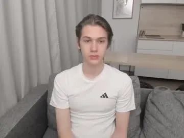 sunflower_28 – webcam model profile photo Image 18