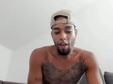 AriaVex – webcam model profile photo Image 4