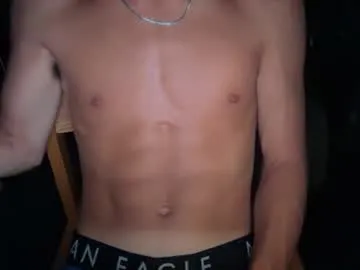 EmiliaWalker – webcam model profile photo Image 4