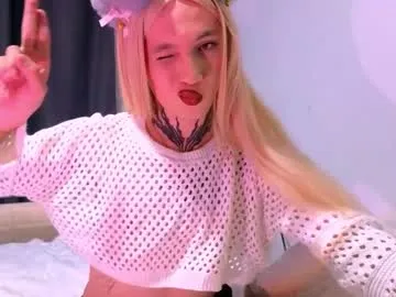 skinny_hottie18 – webcam model profile photo Image 8