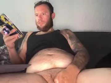 iamsomeone1234 – webcam model profile photo Image 5