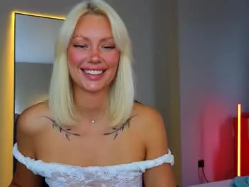 EmiliaWalker – webcam model profile photo Image 11