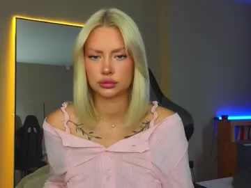 EmiliaWalker – webcam model profile photo Image 17