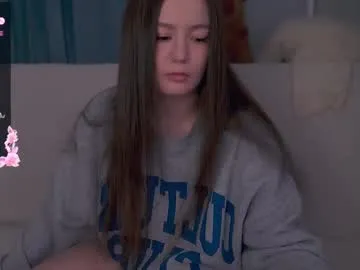 MariaHillary – webcam model profile photo Image 10