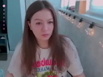 MariaHillary – webcam model profile photo Image 14