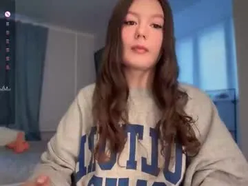 MariaHillary – webcam model profile photo Image 17