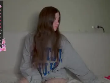 MariaHillary – webcam model profile photo Image 2