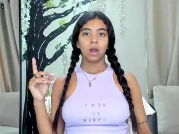 AriaBelucci – webcam model profile photo Image 4