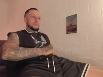 bladesizzo3111 – webcam model profile photo Image 19