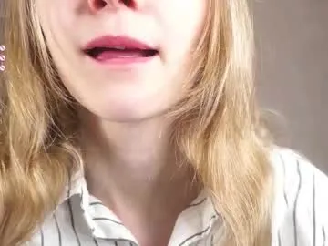 anavillex – webcam model profile photo Image 6