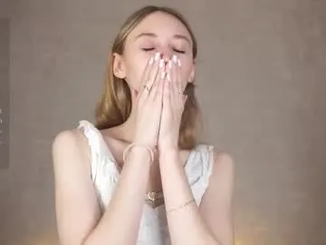 anavillex – webcam model profile photo Image 7