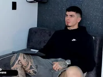 MiaRosey – webcam model profile photo Image 17