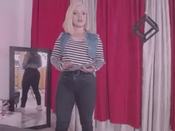 PandoraNash – webcam model profile photo Image 2