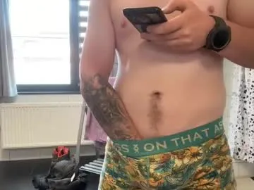 yournewkink12 – webcam model profile photo Image 3