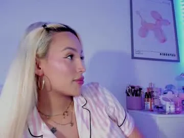 sweetkarmababy – webcam model profile photo Image 10