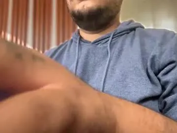 ziyaa_1 – webcam model profile photo Image 17