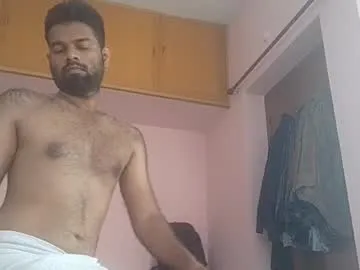 puneripiya – webcam model profile photo Image 8