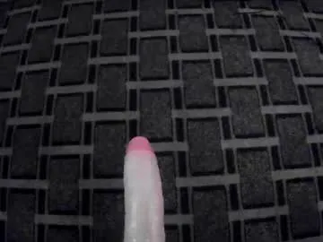 LesleyRed – webcam model profile photo Image 14