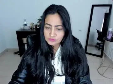sweetkarmababy – webcam model profile photo Image 2