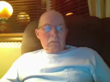 EmiliaWalker – webcam model profile photo Image 2