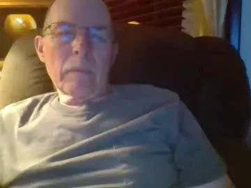 EmiliaWalker – webcam model profile photo Image 4