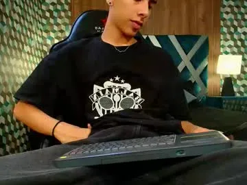 Carla – webcam model profile photo Image 11