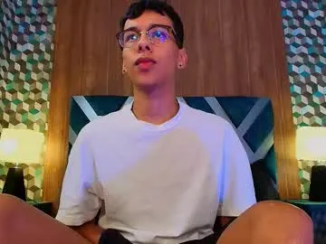 Carla – webcam model profile photo Image 15