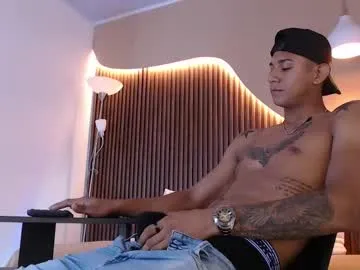 mochasins_ – webcam model profile photo Image 4