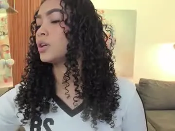 Claire – webcam model profile photo Image 19