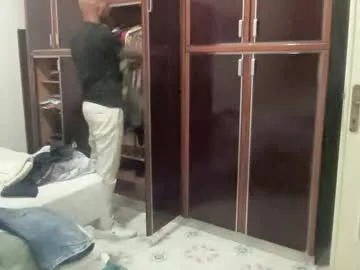 daani_hott – webcam model profile photo Image 7