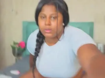 naisharousell – webcam model profile photo Image 14