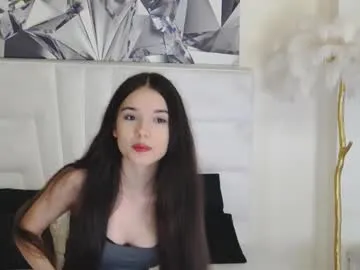 alexisdevine Image 3