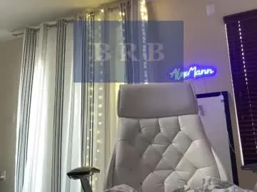 iamsomeone1234 – webcam model profile photo Image 18