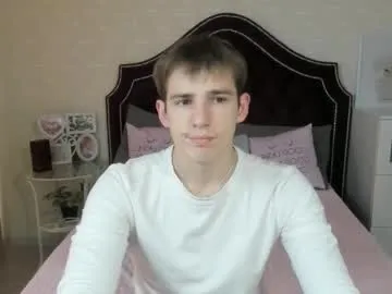 mae_nathan – webcam model profile photo Image 5