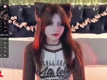 Nicole – webcam model profile photo Image 3