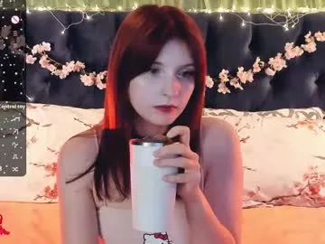 Nicole – webcam model profile photo Image 8