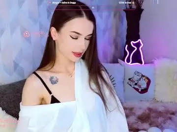 shreya_0 – webcam model profile photo Image 2