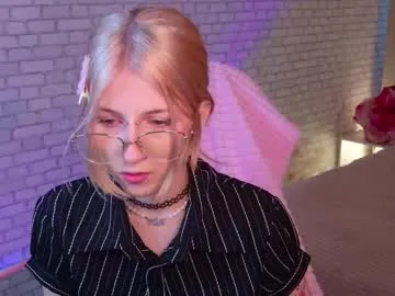 splendid_dolls cam session Image 3