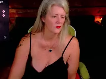 puneripiya – webcam model profile photo Image 18