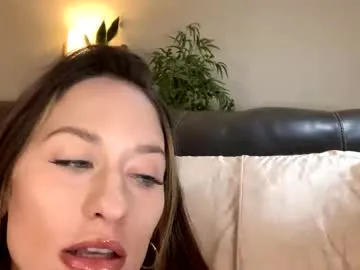 ariadna5 – webcam model profile photo Image 16