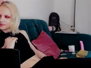 iamsomeone1234 – webcam model profile photo Image 17