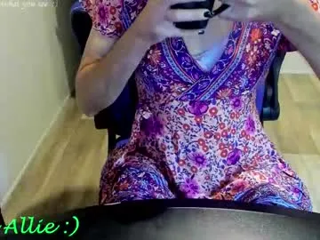 monicaflower – webcam model profile photo Image 3