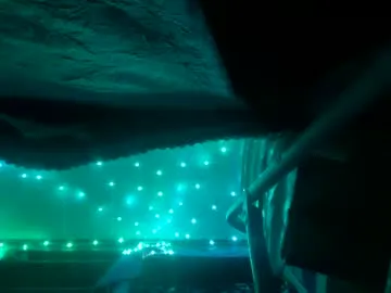 YumisaPage – webcam model profile photo Image 8