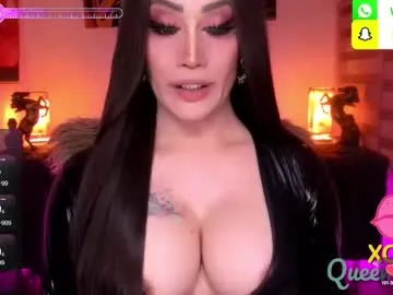 sayluna – webcam model profile photo Image 19