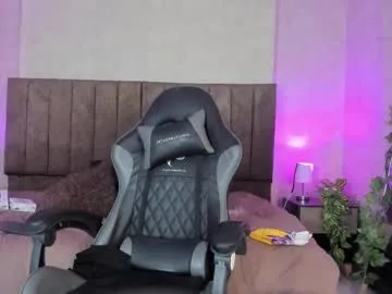 emilywarren296 – webcam model profile photo Image 10