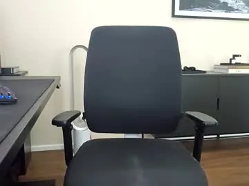 naisharousell – webcam model profile photo Image 7