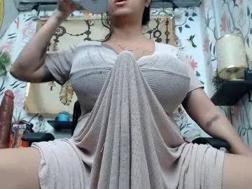 yenifer016 – webcam model profile photo Image 9