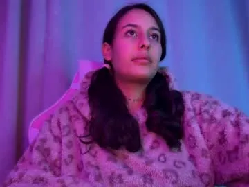 HellenSuric – webcam model profile photo Image 16