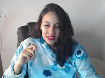 HellenSuric – webcam model profile photo Image 2