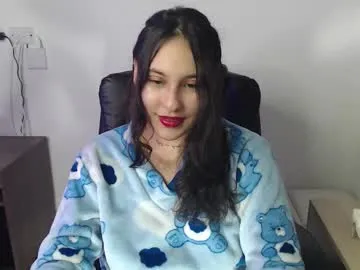 HellenSuric – webcam model profile photo Image 3